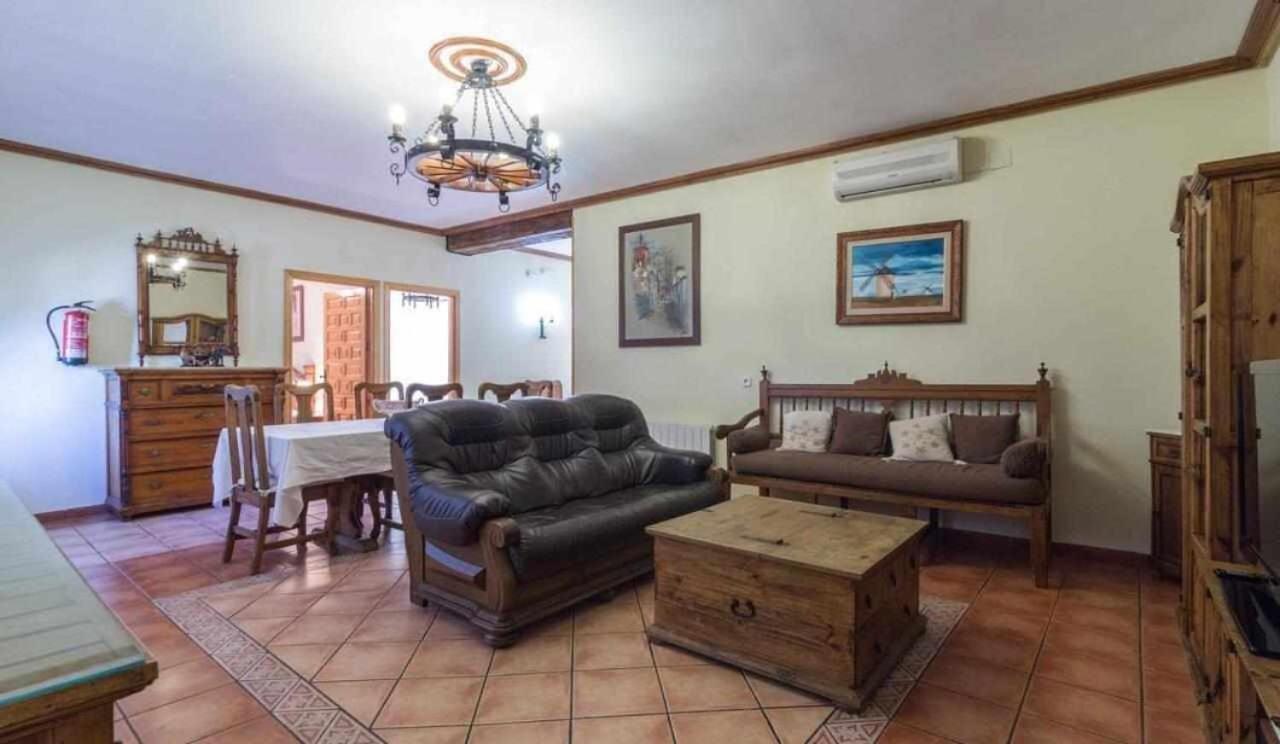 Casa Rural La Del Alba Seria Argamasilla De Alba Екстер'єр фото